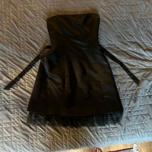 Nicole Miller Black Strapless Dress